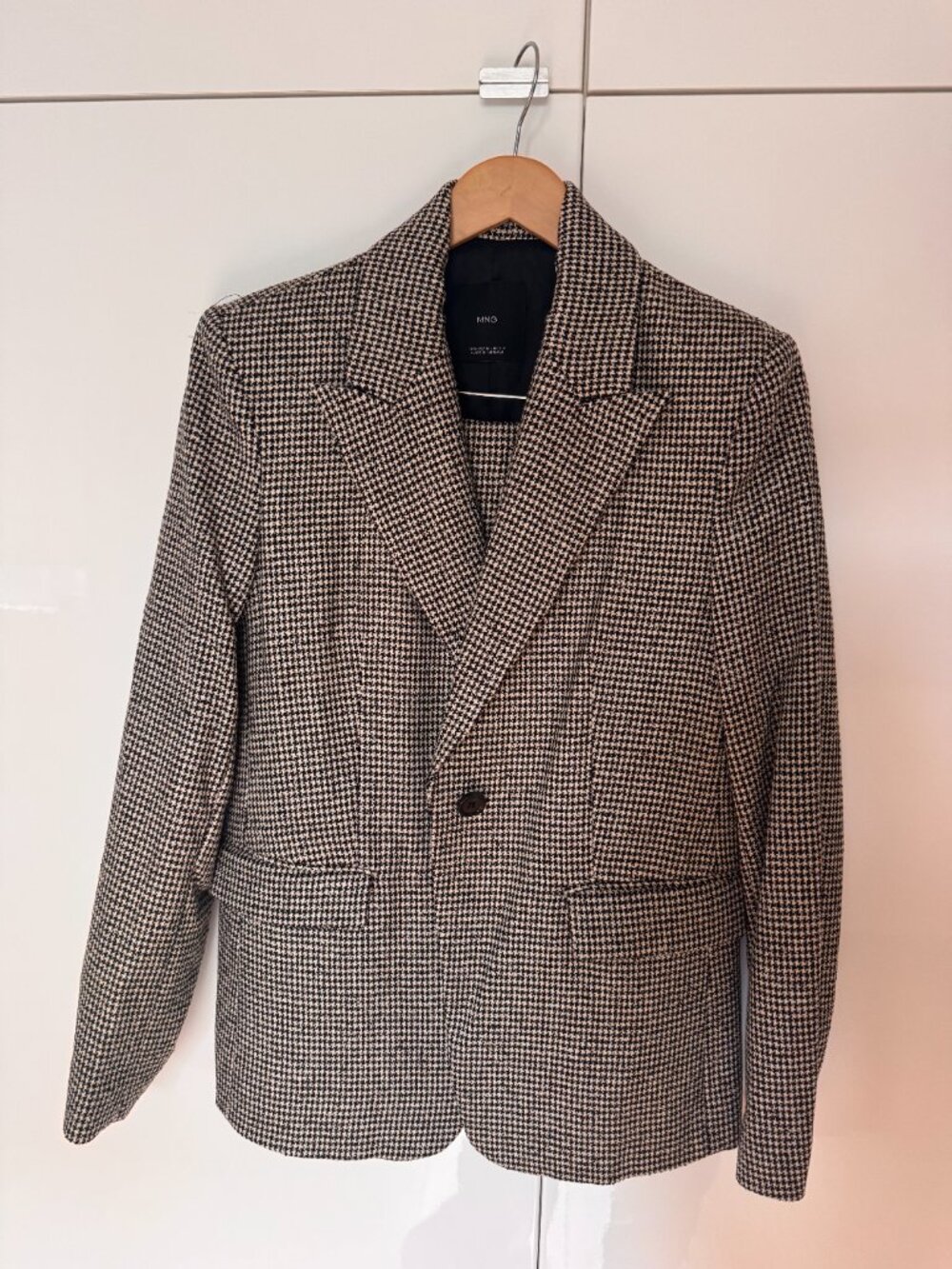 Mango Lapels Houndstooth suit blazer - Size: M - NWOT
